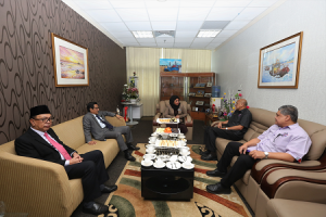 Majlis Penyampaian Watikah Profesor Adjung kepada Ketua Pengarah Perikananan Malaysia oleh UMT