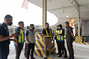 Pemeriksaan bersama Jabatan Perkhidmatan Veterinar kawalan kemasukan telur ayam import dari India