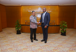 Kunjungan Hormat Delegasi Republik Cote D'lvoire ke atas YBM KPKM